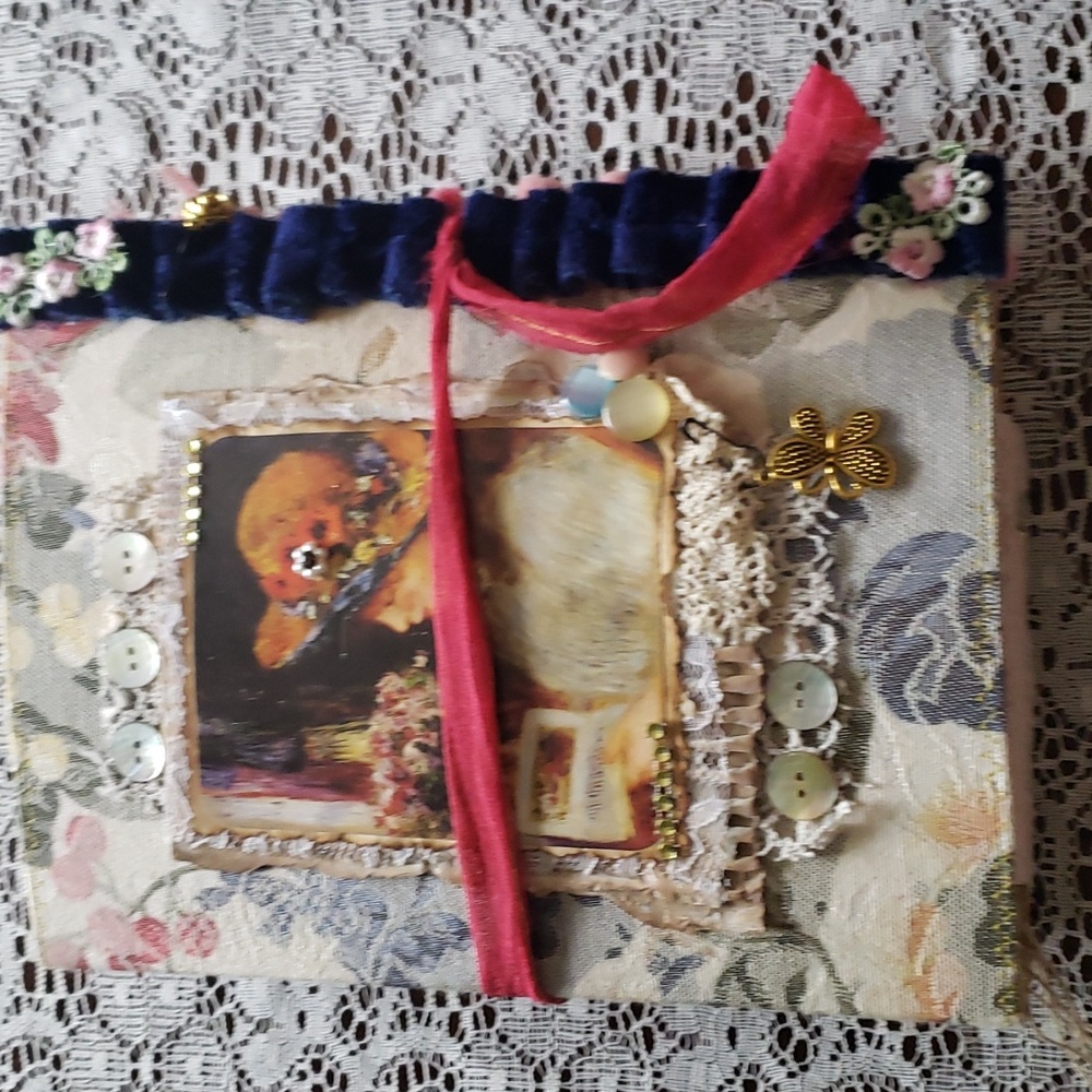 Junk journal.  handcrafted 200 pages, decorated and blank